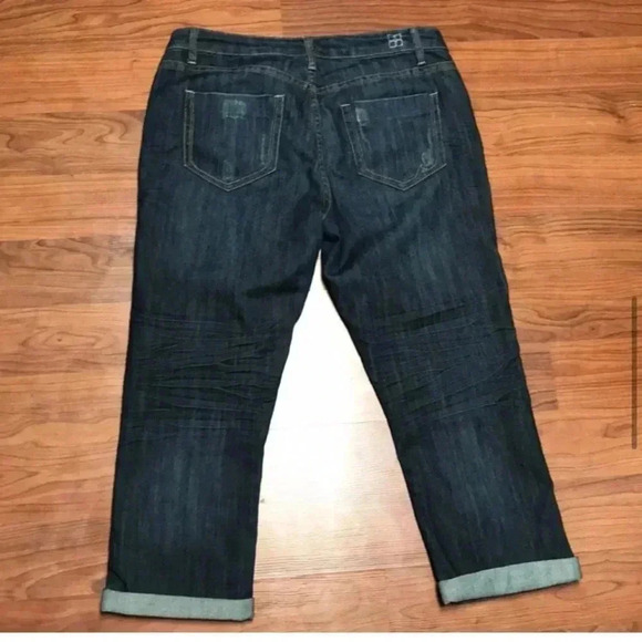 Salts Works Med Rise Dark Distressed crops, size 8 - Picture 2 of 6